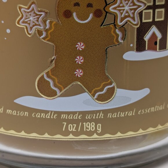 NEW! Bath & Body Works Gingerbread Bakery Glass Candle, 7oz - Picture 4 of 5